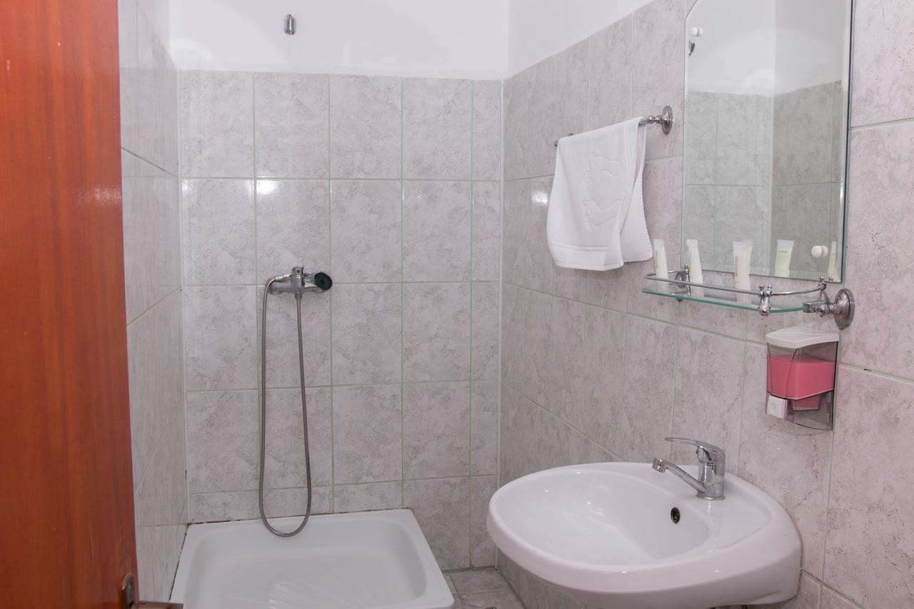 Hotel Magurele Екстер'єр фото