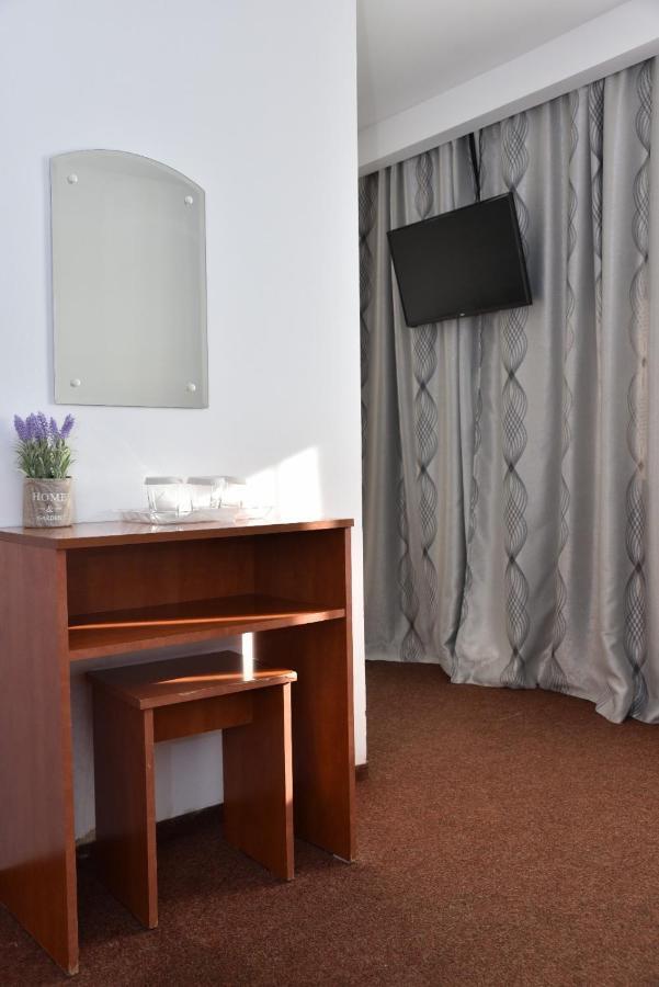 Hotel Magurele Екстер'єр фото