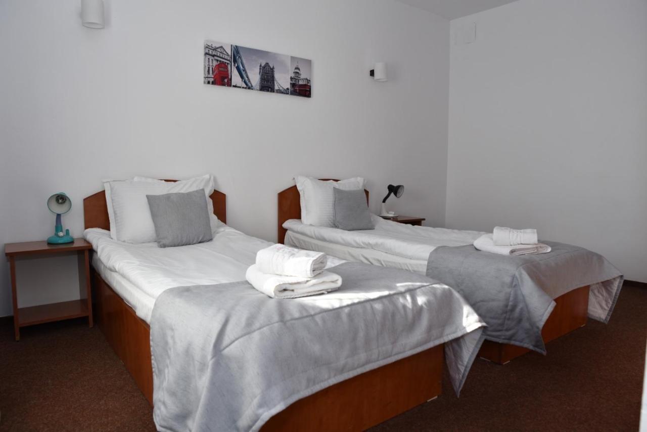Hotel Magurele Екстер'єр фото